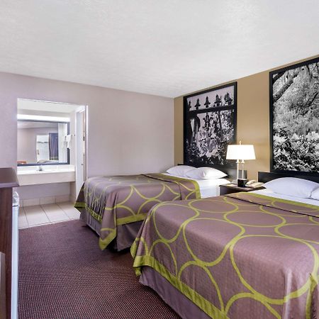 Motel Super 8 By Wyndham Locust Grove Esterno foto