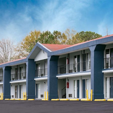Motel Super 8 By Wyndham Locust Grove Esterno foto