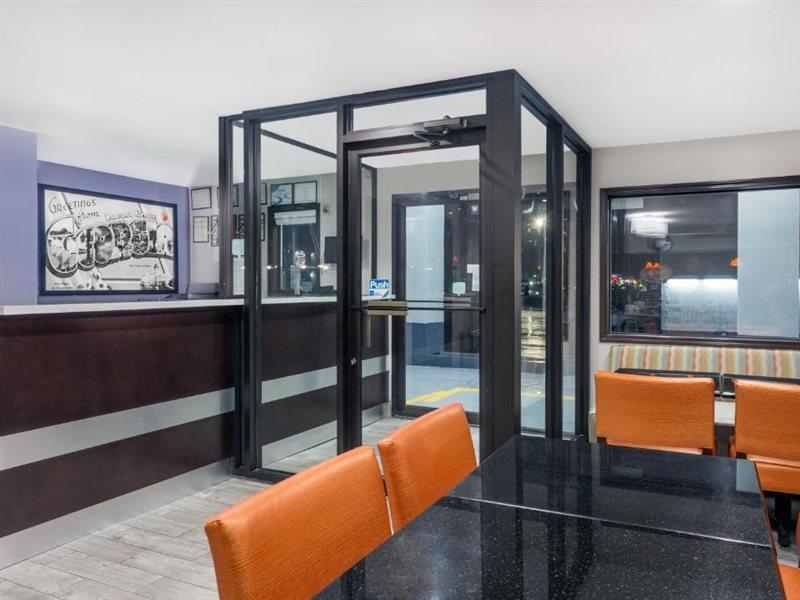 Motel Super 8 By Wyndham Locust Grove Esterno foto