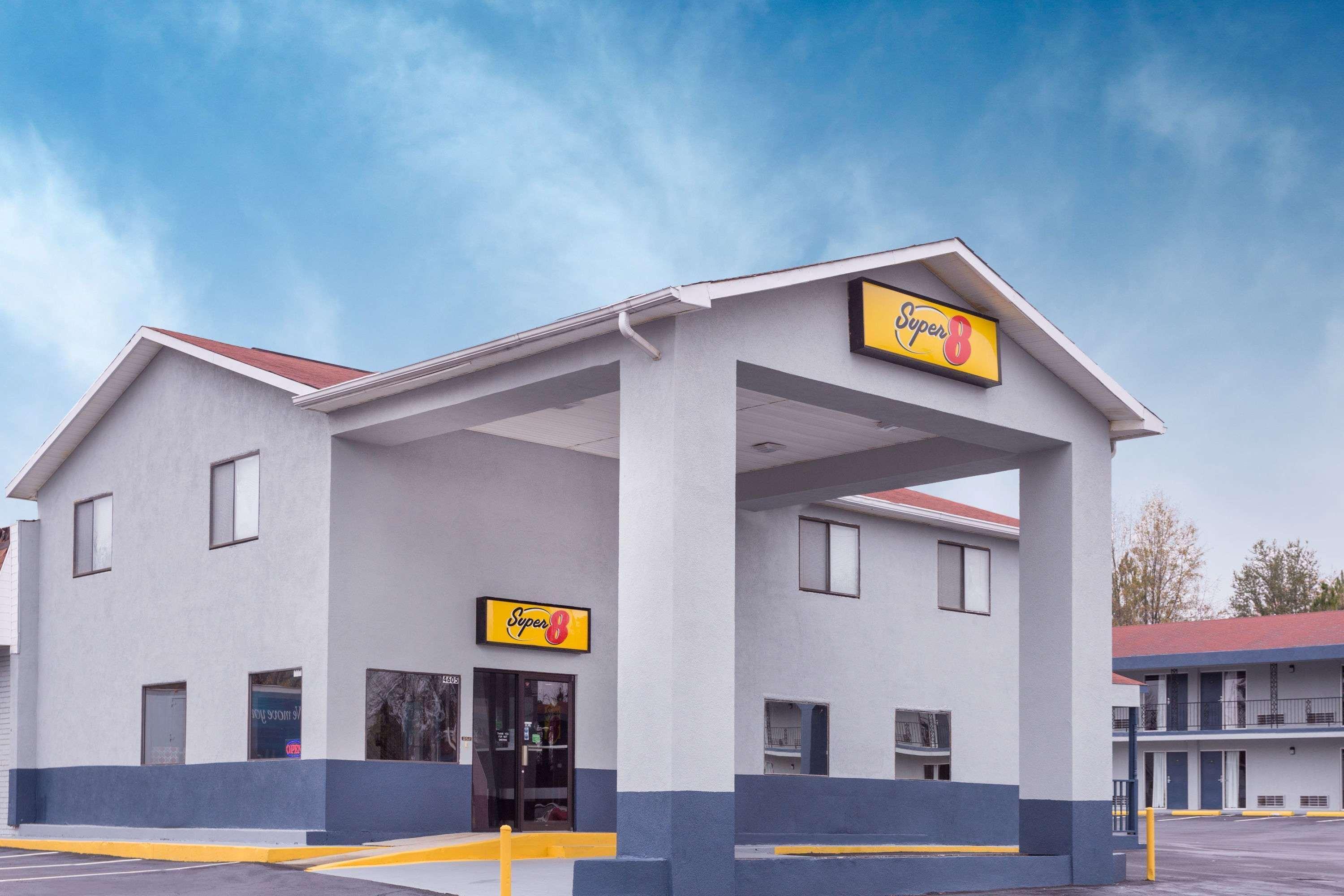 Motel Super 8 By Wyndham Locust Grove Esterno foto