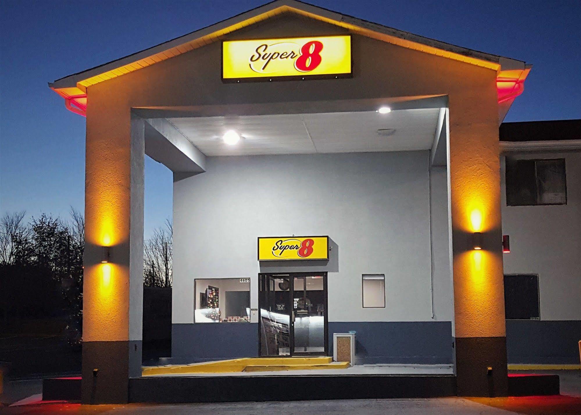Motel Super 8 By Wyndham Locust Grove Esterno foto